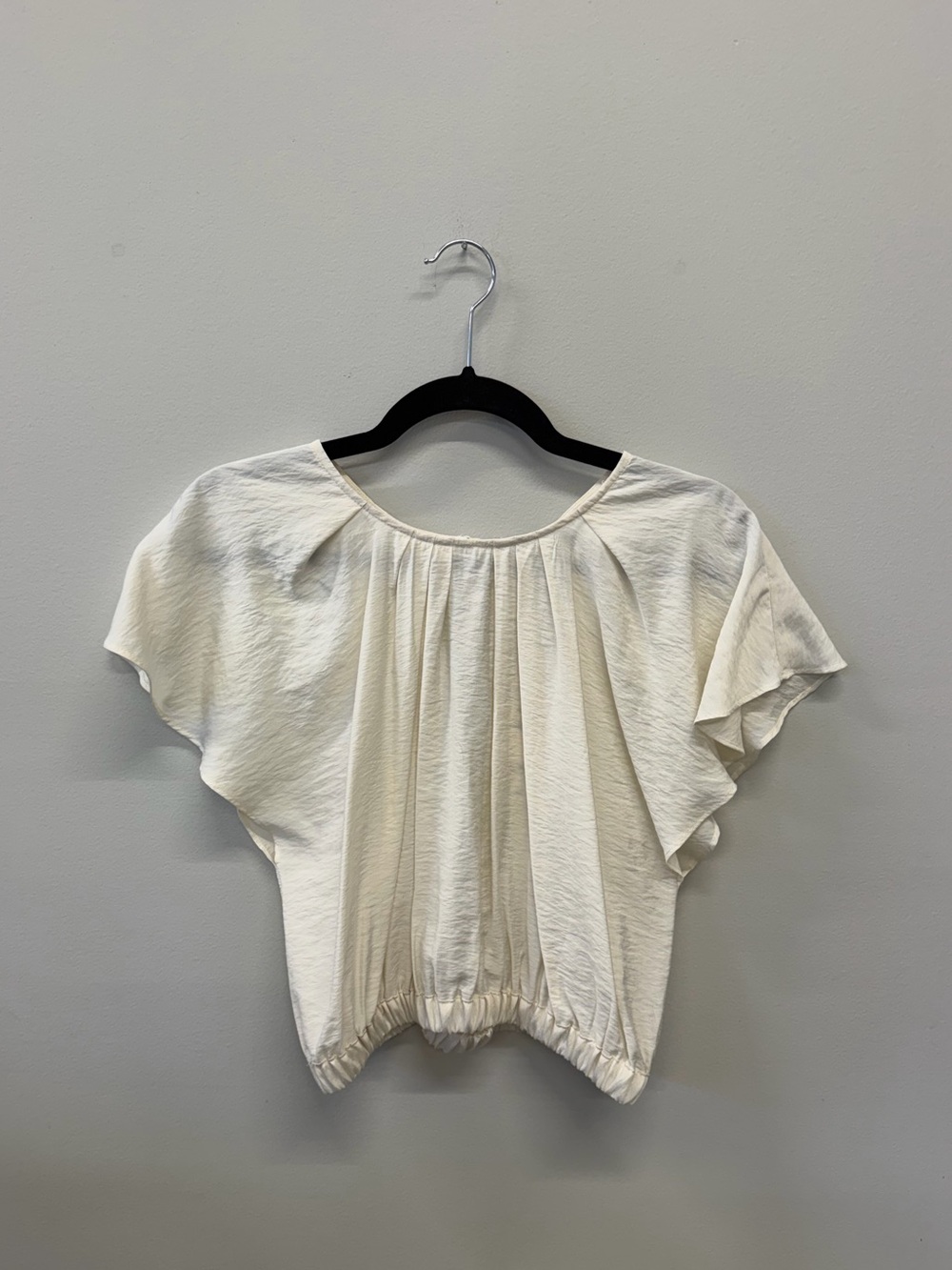 Zara Cream Flutter-Sleeve Cropped Blouse
